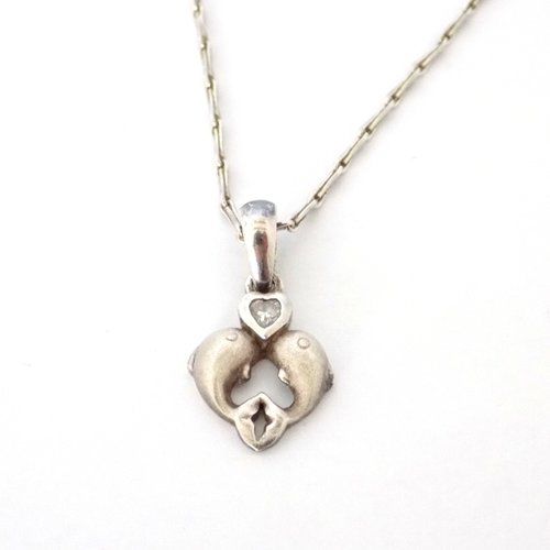 Collier argent 925 pendentif dauphins en coeur zircone