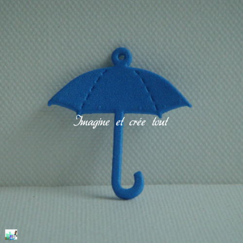 Découpe scrapbooking embellissement déco pendentif petit parapluie en mousse bleu bijoux, porte clef