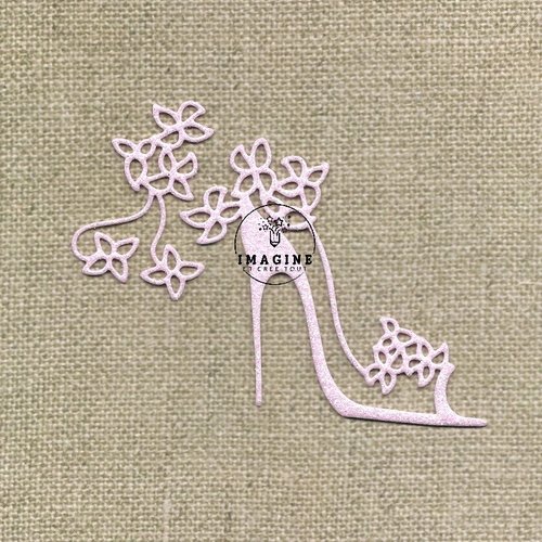 Découpe scrap, embellissement, déco, chaussure à talon aiguille, fleur, découpe en mouisse pailletée
