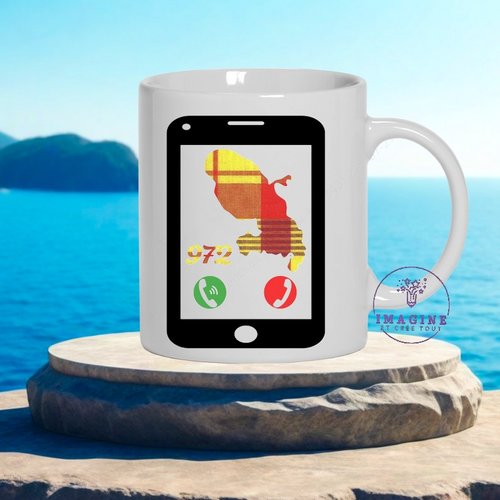 Mug martinique - madras - 972 - phone - tasse mot - personnalisation - thème madras - cadeau à offrir