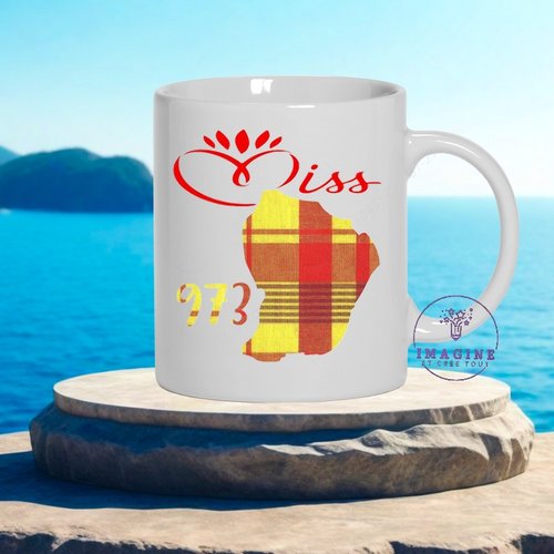Mug miss guyane - madras -  973 - couronne - tasse mot - personnalisation - thème madras - cadeau à offrir