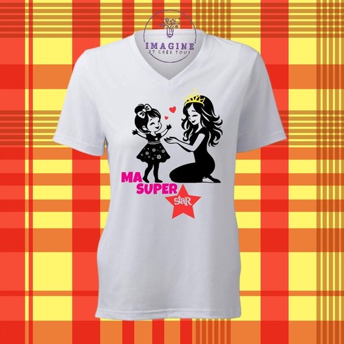 T-shirt personnalisé pour femme - col v - fête - maman - mother's day - reine -  super star - amour - infinity - love