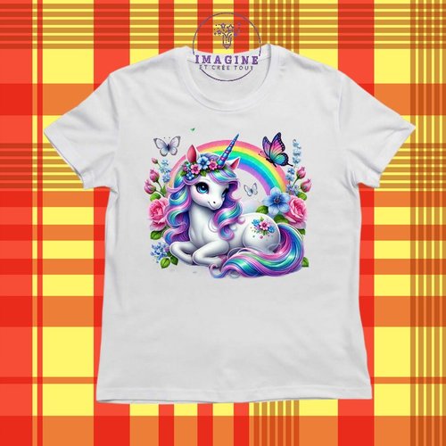 T-shirt personnalisé - col rond - sublimation - licorne - fleurs - féerique - fille - fashion - arc en ciel - papillons - roses