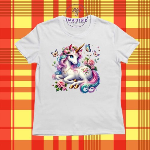 T-shirt personnalisé - col rond - sublimation - fille - papillons - rosiers - étoiles - féerique - licorne - fashion - couleurs - corne