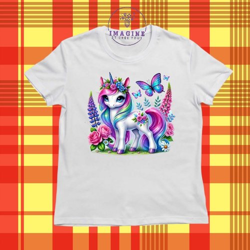 T-shirt personnalisé - col rond - sublimation - fille - arc en ciel - licorne - papillons - marguerites - rosiers - féerique