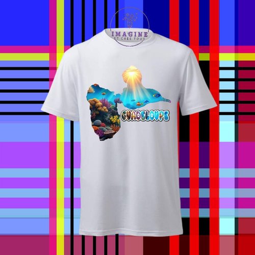T-shirt personnalisé pour homme - ras du cou - sublimation - carte - guadeloupe - fond marin - coraux - poissons - soleil