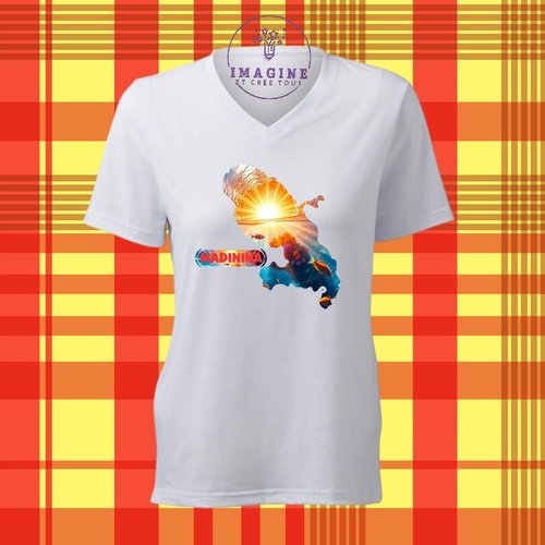T-shirt personnalisé pour femme - col v - sublimation - carte martinique - madinina - fort de france - fond marin - 972