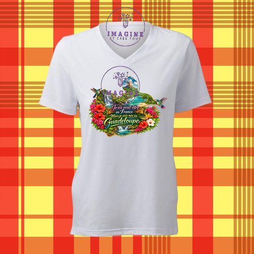 T-shirt personnalisé pour femme - col v - sublimation - impression infusible ink - carte guadeloupe - paysage tropical - texte