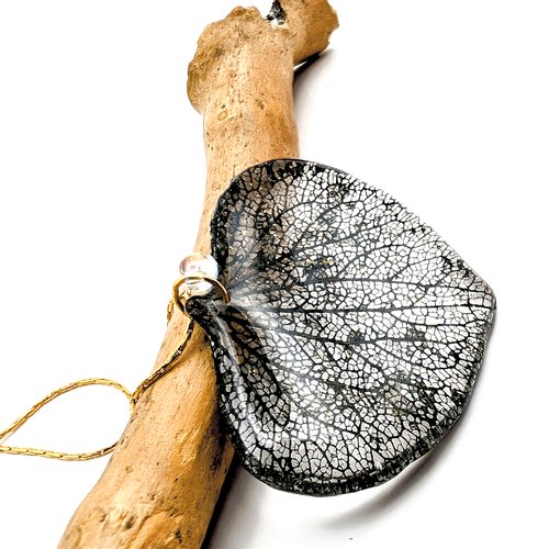 Collier "dentelle d'hortensia" -noir-