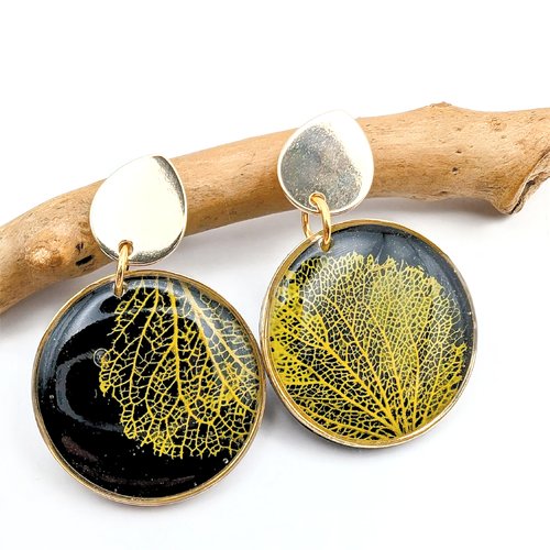 Boucles  d'oreilles "dentelle d'hortensia" -jaune safran-