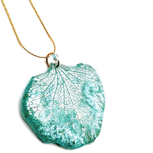 Collier "dentelle d'hortensia" -menthe à l'eau-