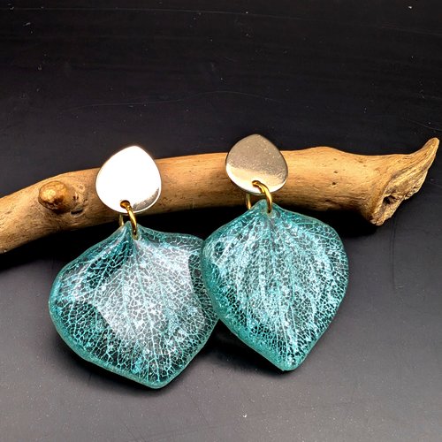 Boucles d’oreilles "dentelle d'hortensia" -menthe à l'eau-