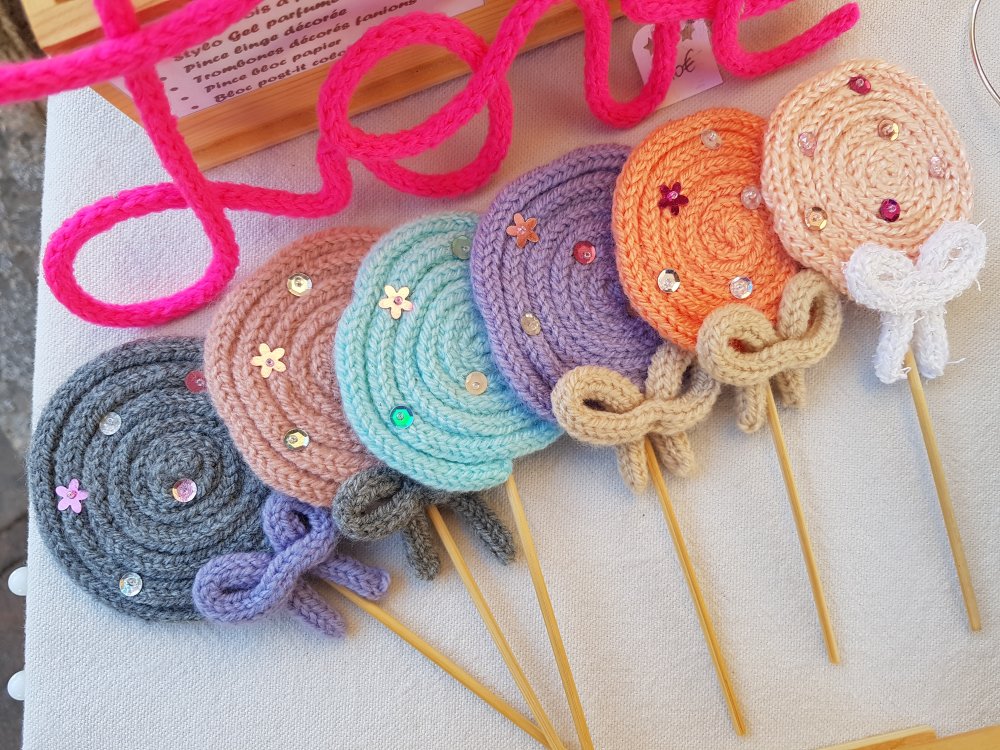 Kit pour ticoter enfant Valise Tricot-pompons-crochet-tricotin-couture