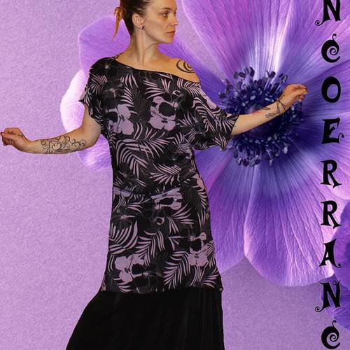 Robe longue en maille stretch ' purple flowers ...' 