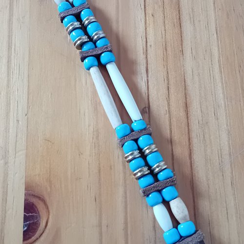 Bracelet amérindien, 2 rangs, os et perles de verre bleues -  ref: b 446
