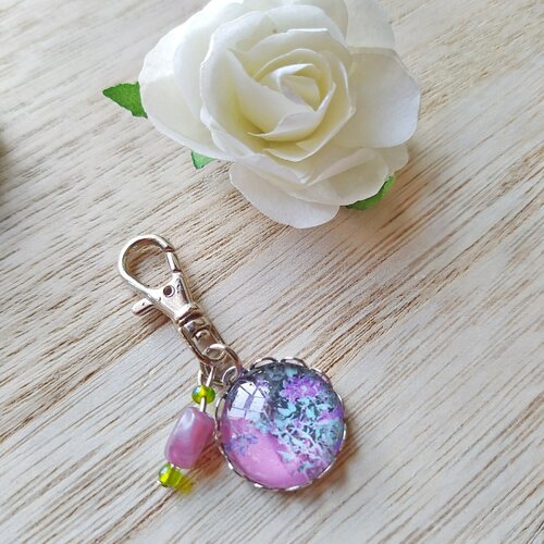 Bijou de sac fleur de lilas, mini porte clés, petit cadeau