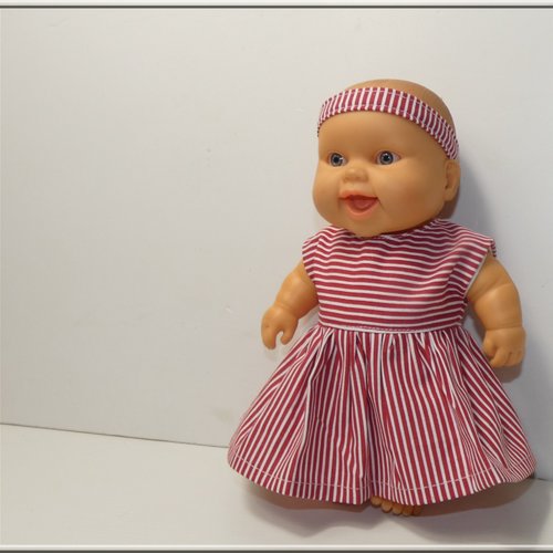 Robe et bandeau de tête pour un mini-poupon paola reina 21 cm.