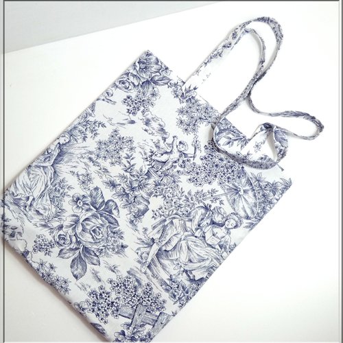 Tote bag