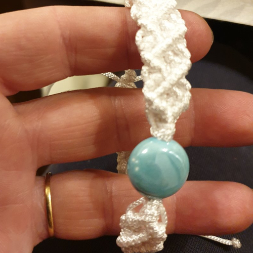 Bracelet micro macramé blanc, bracelet pour elle