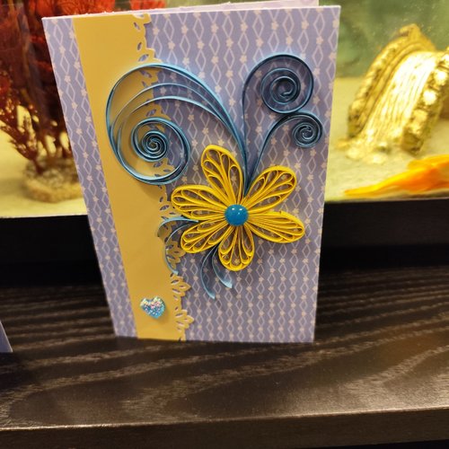 Carte anniversaire , fête, enfant, femme, carte quilling, fleurs quilling