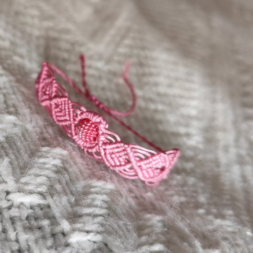 Bracelet micro macramé , bracelet fantaisie  pour elle