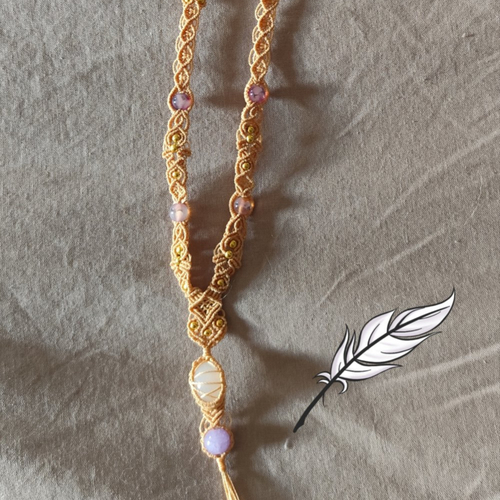 Collier micro macramé , collier fantaisie  pour elle
