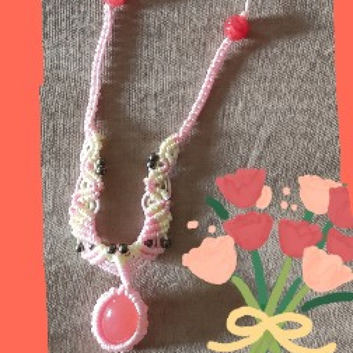 Collier micro macramé , collier fantaisie  pour elle