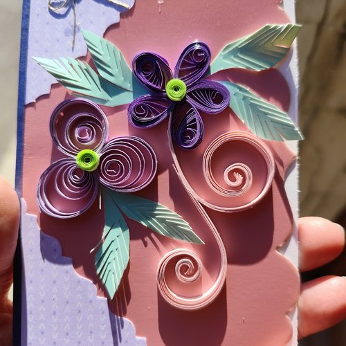 Carte anniversaire , fête, enfant, femme, carte quilling, fleurs quilling