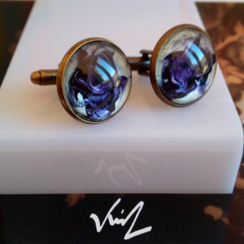 Peinture sur verre par artiste,boutons manchettes laiton avec cabochons ronds amethyste violet nacre blanc,cadeau fete anniversaire noel