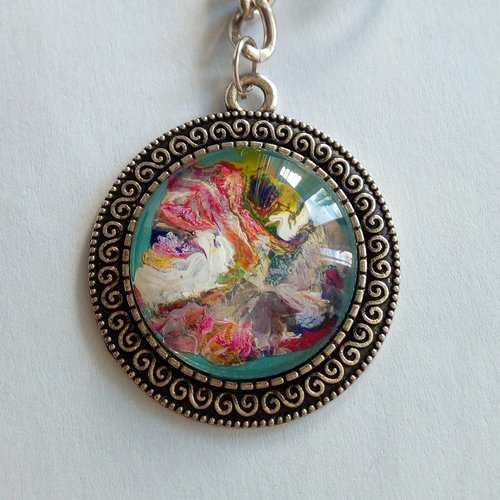 Peint par artiste,porte cle,bijou sac argente,avec ca bochon en verre rond,rose bleu violet blanc,tableau fantastique