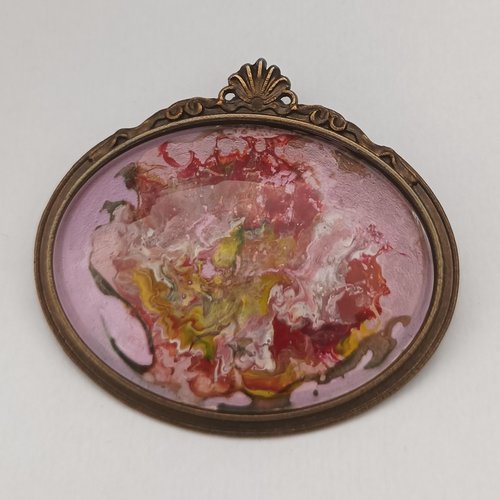 Broche en laiton bronze fleurie avec cabochon oval 30x40mm en verre peint par artiste,rose rouge abstrait art nouveau fantastique
