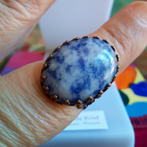 Bague sodalite,pierre gemme semi precieuse,anneau ajustable,cabochon oval 18x25mm,fleuri lys royal filigrane,bobo boho,gothique victorien