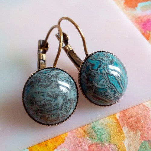 Boucles oreilles pendantes laiton avec pendentifs cabochons ronds 14mm onyx bleu pierre precieuse,dormeuses,cadeau fete noel anniversaire