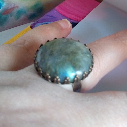 Bague laiton bronze avec labradorite pierre precieuse gris bleu cabochon rond 25mm,anneau ajustable,fait mains en france,fete anniversaire