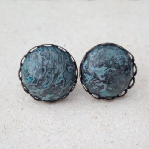 Clous oreilles pierre semi precieuse,onyx bleu,cabochons ronds,cadeau fete anniversaire,fait mains en france