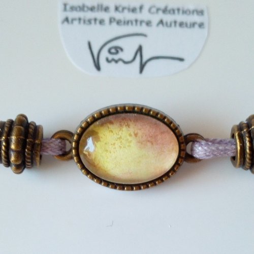 Aquarelle art abstrait contemporain,bracelet cordon coton avec cabochon oval verre jaune rouge violet et perles vintage bronze