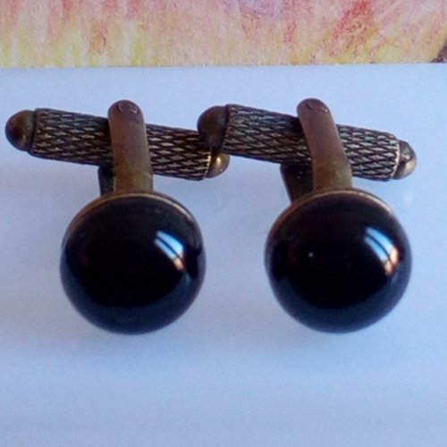 Onyx noire, boutons de manchettes laiton bronze avec cabochons ronds dia 10mm, pierre semi precieuse, fait mains en france, cadeau f