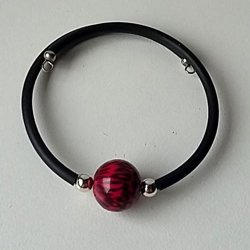 Bracelet rouge et noir