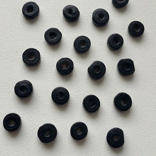 Perles intercalaires en bois noir