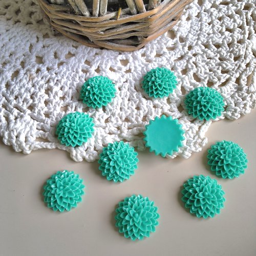 10 cabochons fleurs couleur vert émeraude 15 x 6 mm t4