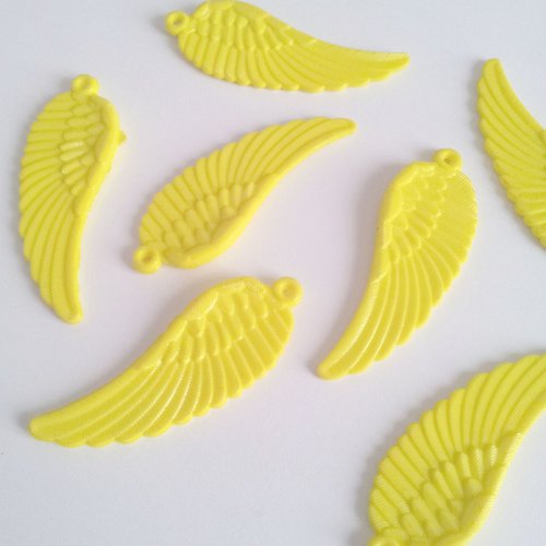 7 pendentifs ailes jaunes - acrylique t23 