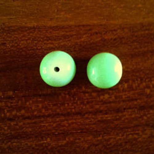 10 perles en verre - vert fluo t44