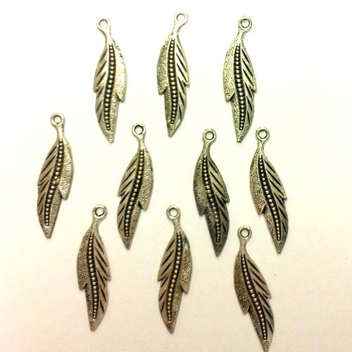 10 breloques pendentifs feuilles - plumes métal argenté t36