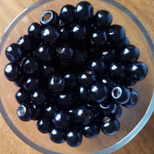 50 perles 8 mm en bois rondes noires t29