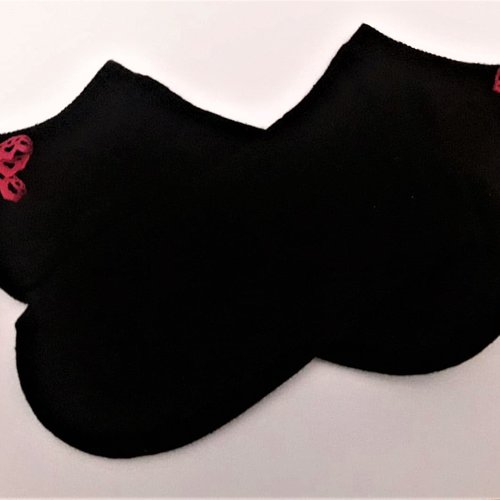 Chaussettes noires avec nœuds dentelle fuchsia