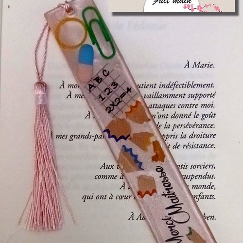 Marque page en résine époxy merci maitresse