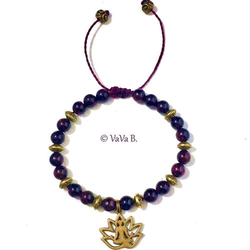 Bracelet en grenat  (pierres fines) fleur de lotus yoga - ref. 0368