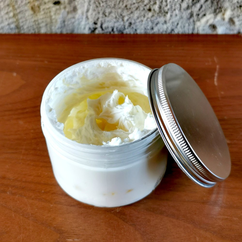 Chantilly de karité au frangipanier