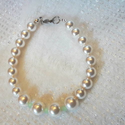 Collier de perles nacrées et perles purecristal  (swarovski)