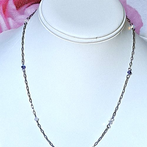 Collier ras de cou chaîne acier avec maillons ovales et cristal